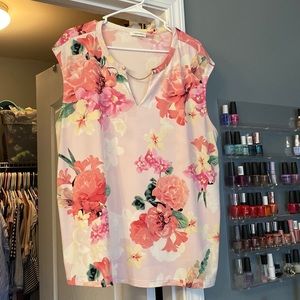Sleeveless blouse